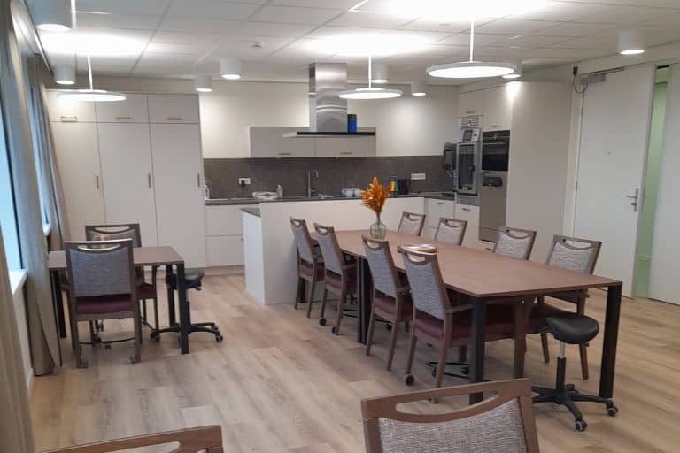 Foto website coloriet de kroon huiskamer keuken